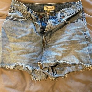 MADEWELL • lightly worn • high-waisted jean short